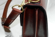 Klassische Aktentasche aus dickem Leder