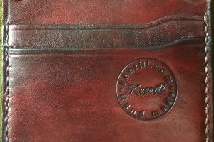 Genuine leather cardholder with eyelets