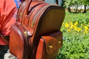 Backpack made of Italian leather with two compartments and four pockets